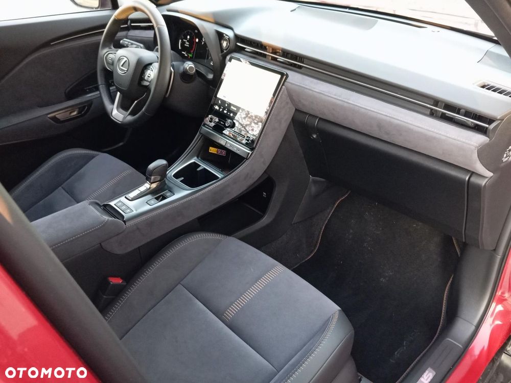 Lexus LBX 1.5 Hybrid Cool - 12