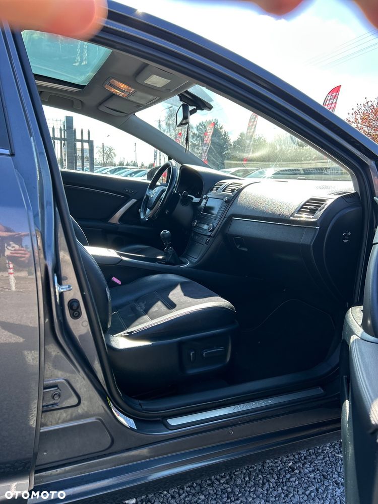 Toyota Avensis 2.2 D-4D Prestige Premium - 29