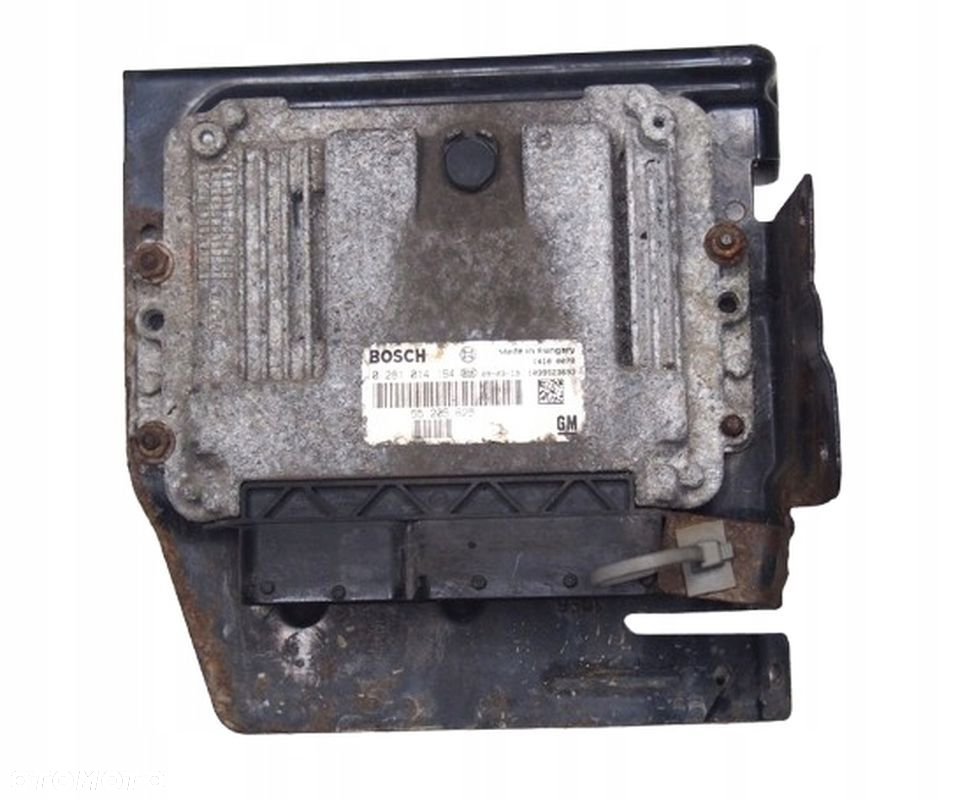 KOMPUTER STEROWNIK SILNIKA ASTRA H / ZAFIRA B 1.9 CDTI 55205625 0281014194 - 2
