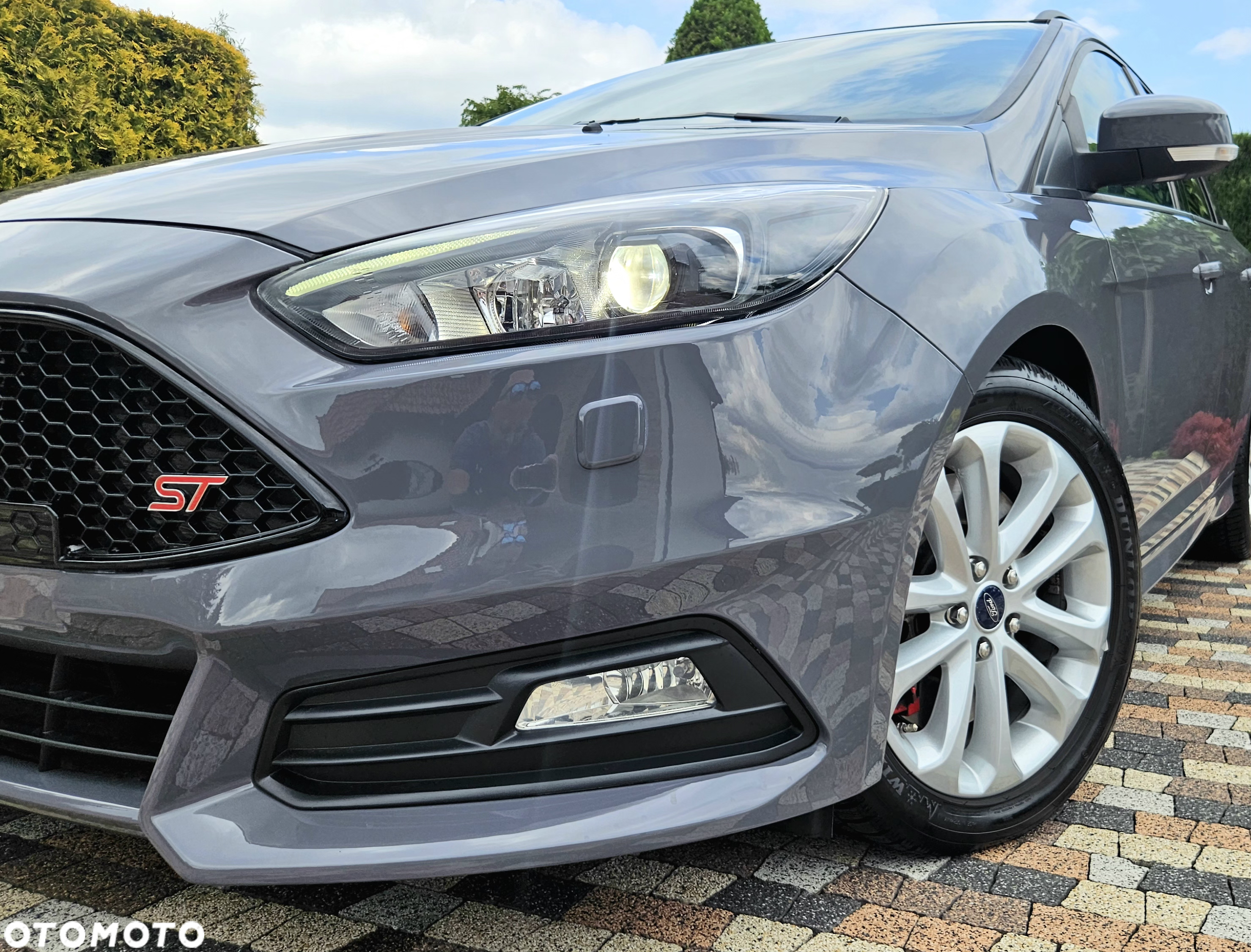 Ford Focus 2.0 EcoBoost ST - 9