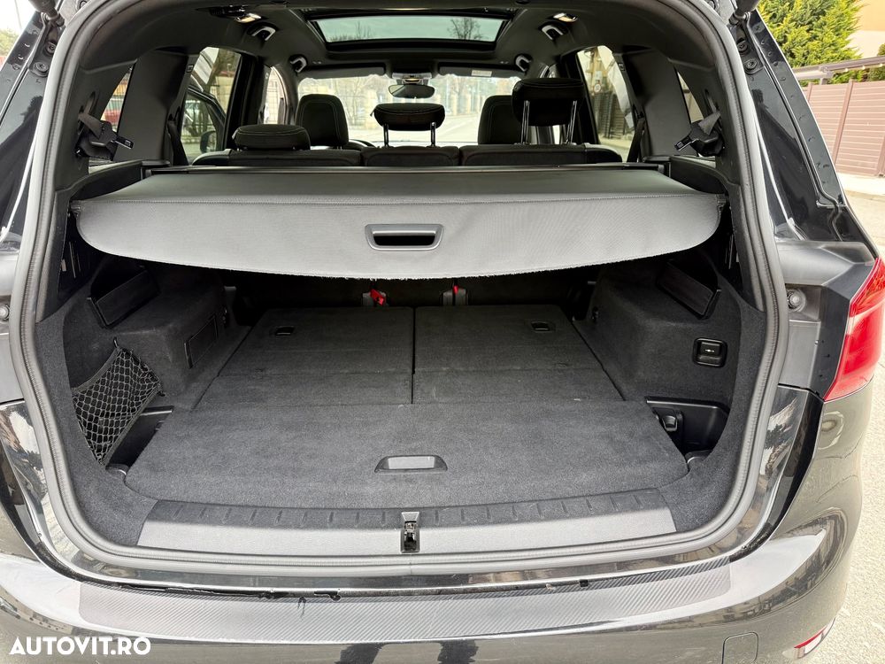 BMW Seria 2 218d Sport-Aut. Sport Line - 29