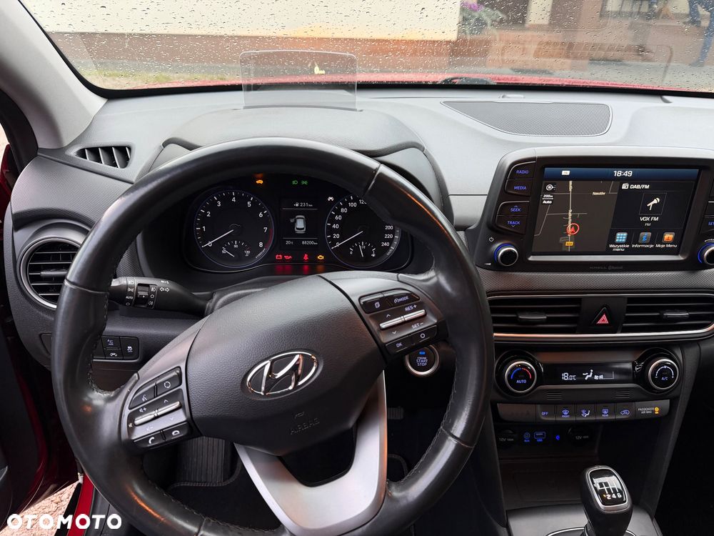 Hyundai Kona - 12