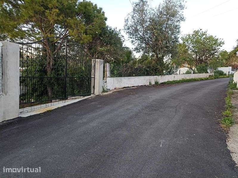 Lote de 520m em zona de construção - Grande imagem: 5/11