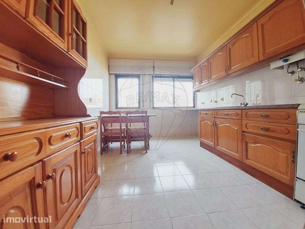 Apartamento T2 para arrendamento - Grande imagem: 3/13