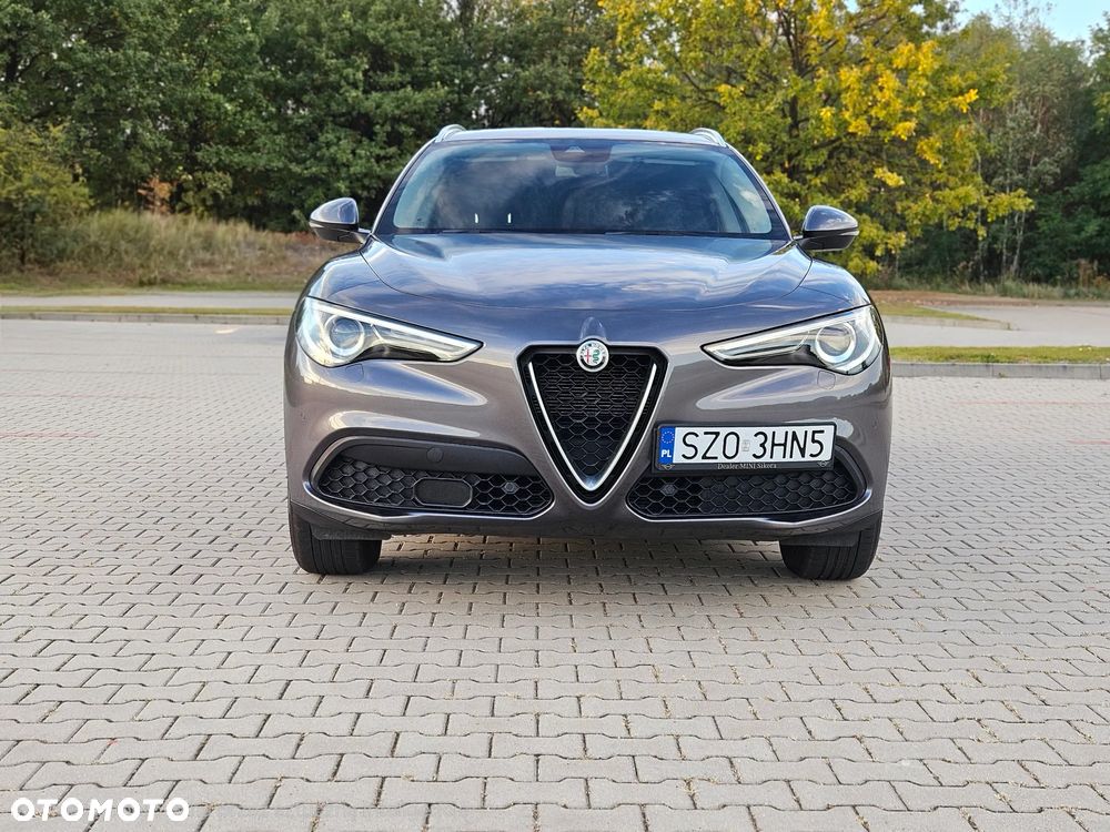 Alfa Romeo Stelvio 2.0 Turbo TI Q4 - 11