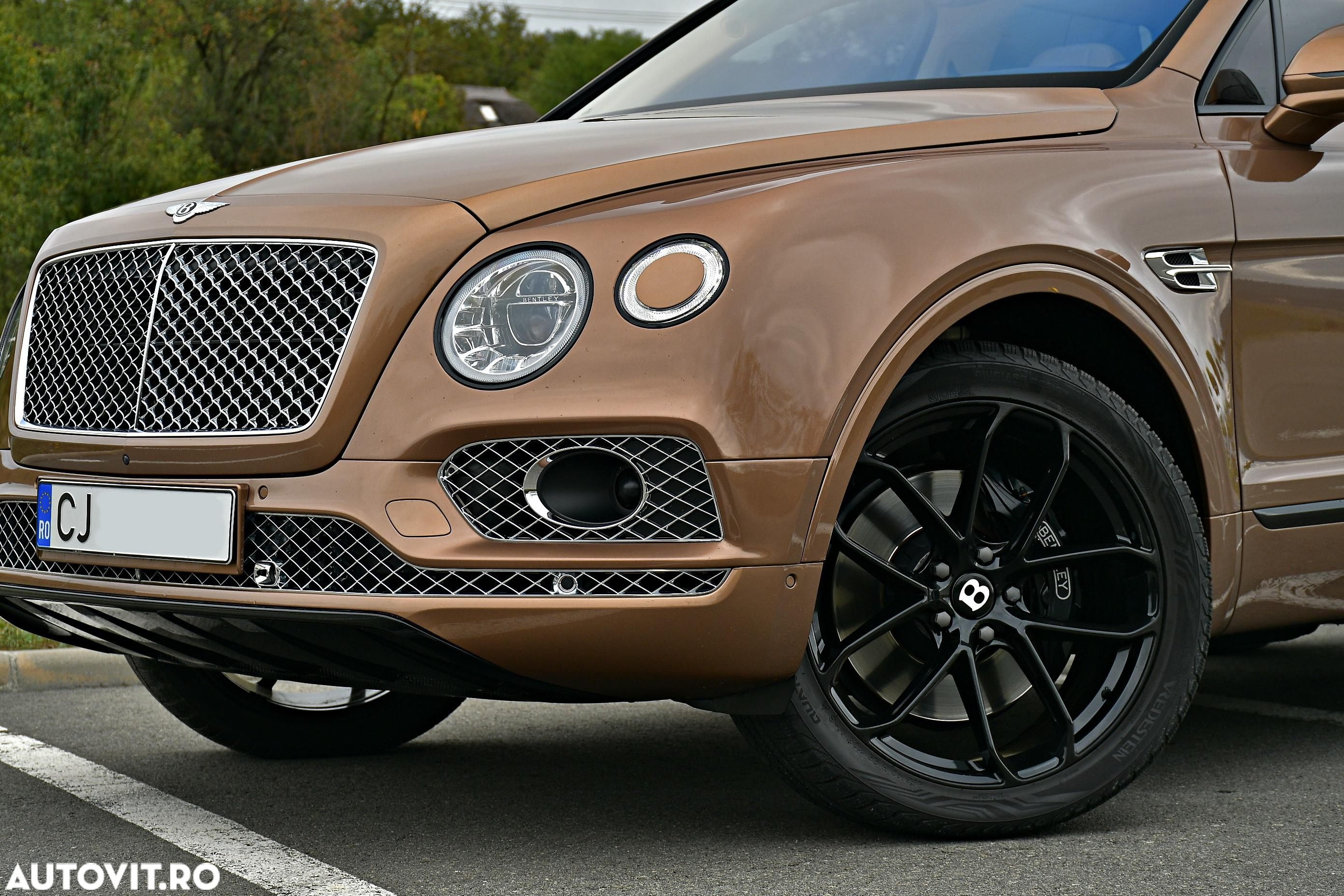 Bentley Bentayga W12 Mulliner - 9