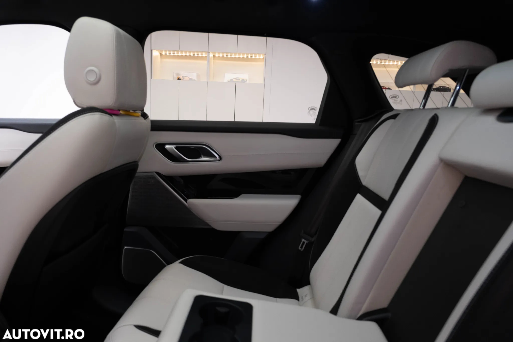 Land Rover Range Rover Velar 2.0 R-Dynamic - 27