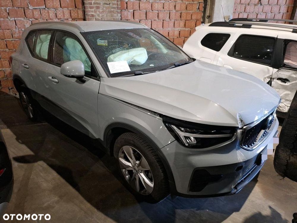 Volvo XC 40 - 2