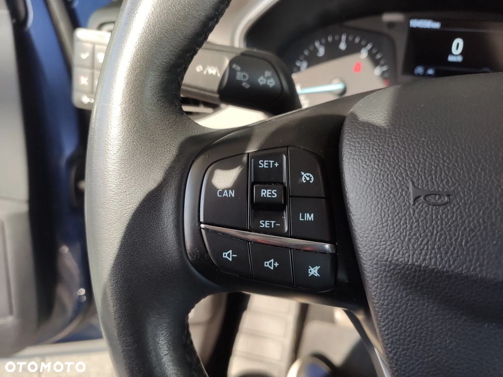 Ford Focus 1.0 EcoBoost Trend Edition - 26