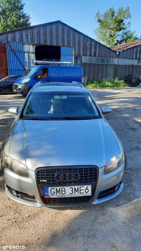 Audi A4 Avant 2.0 TDI Quattro - 39
