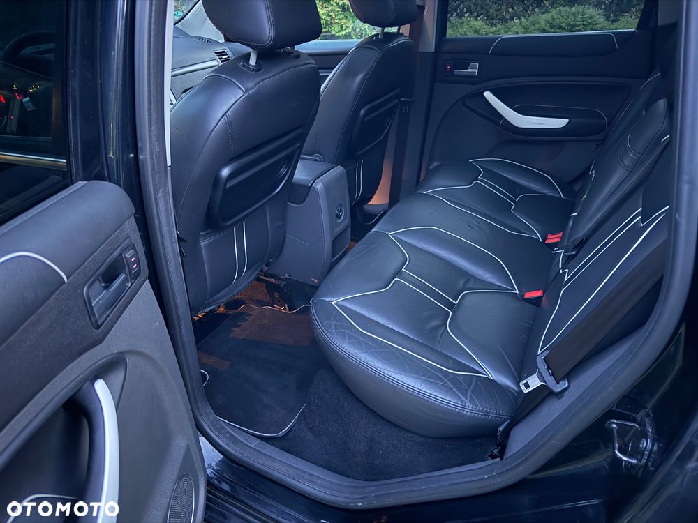 Ford Kuga 2.0 TDCi 4x4 Individual - 14