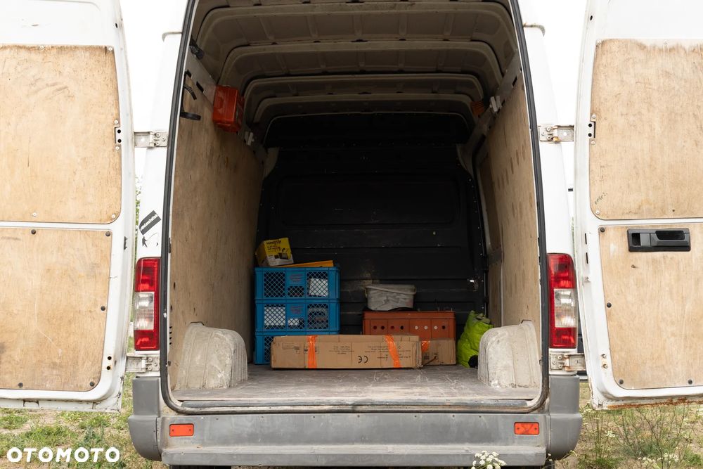 Mercedes-Benz Sprinter - 17