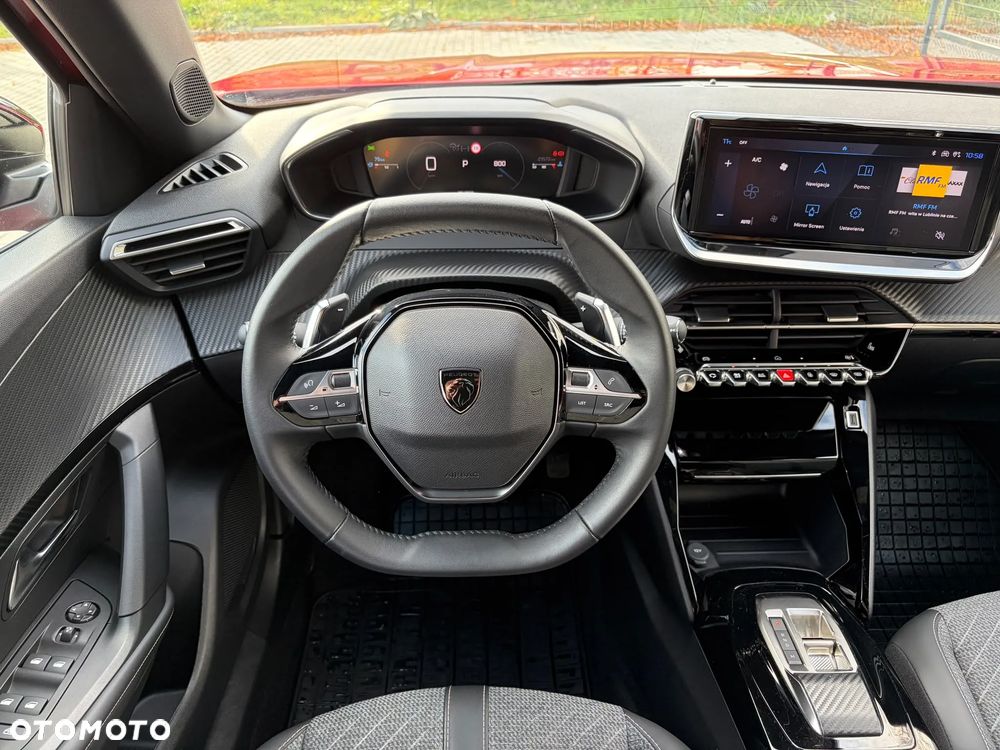 Peugeot 2008 1.2 PureTech Allure S&S EAT8 - 18