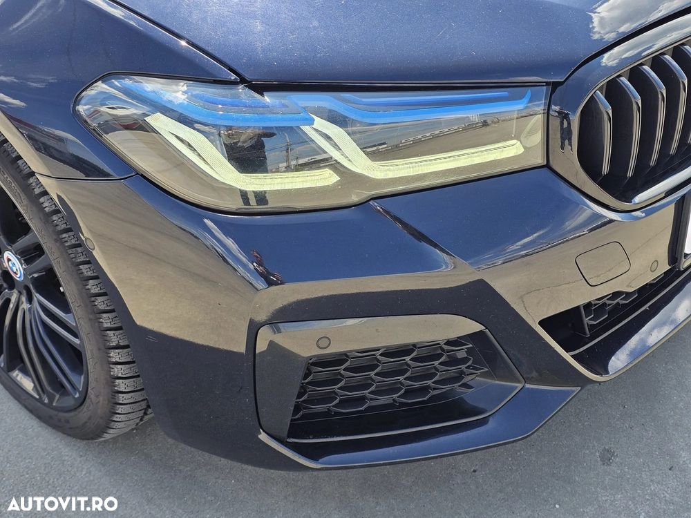 BMW Seria 5 540d xDrive AT MHEV - 9