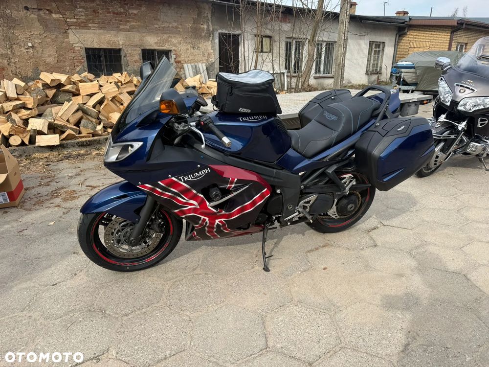 Triumph Sprint - 5