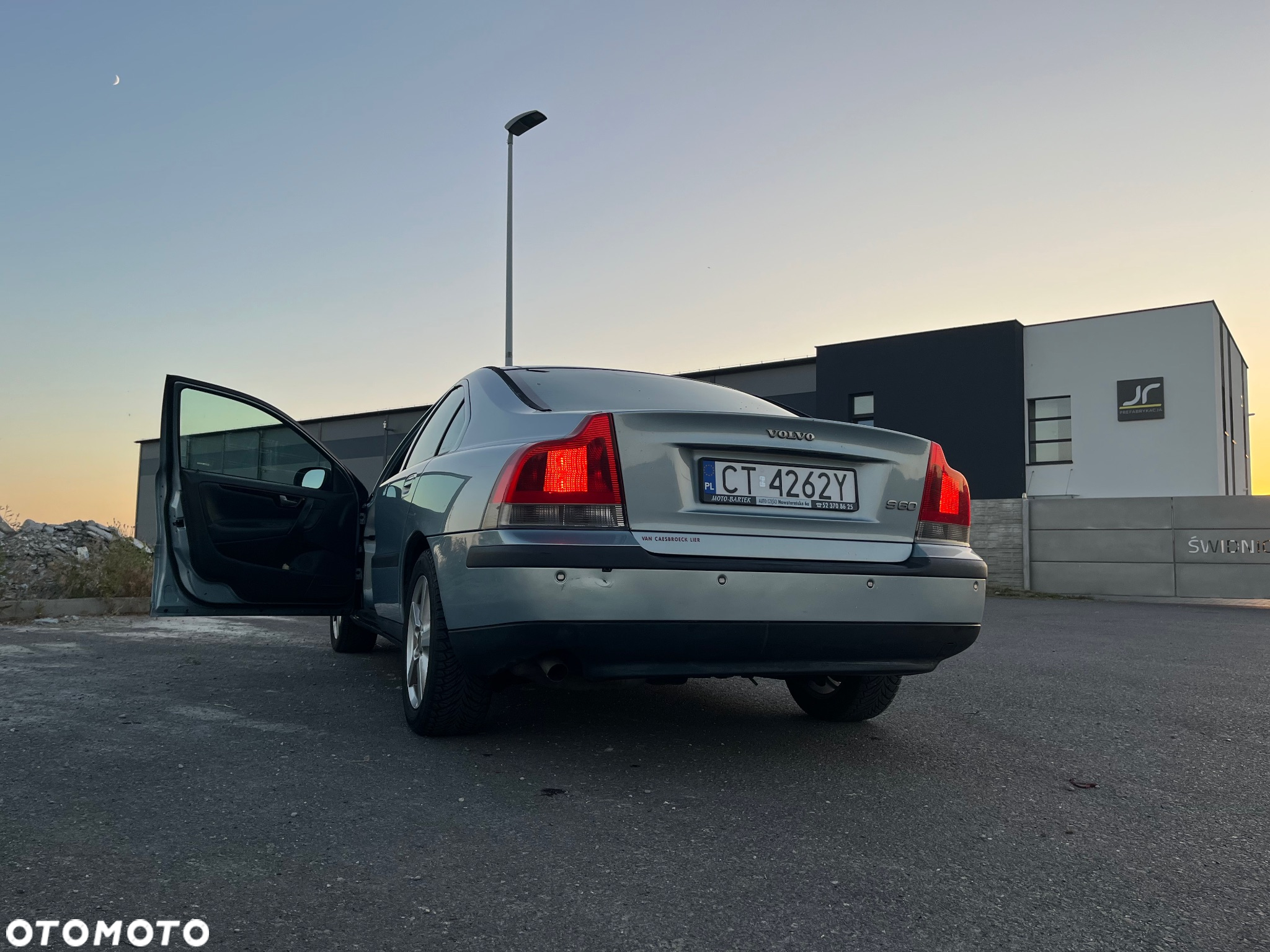 Volvo S60 2.4 - 11