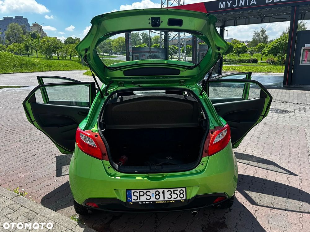 Mazda 2 - 9