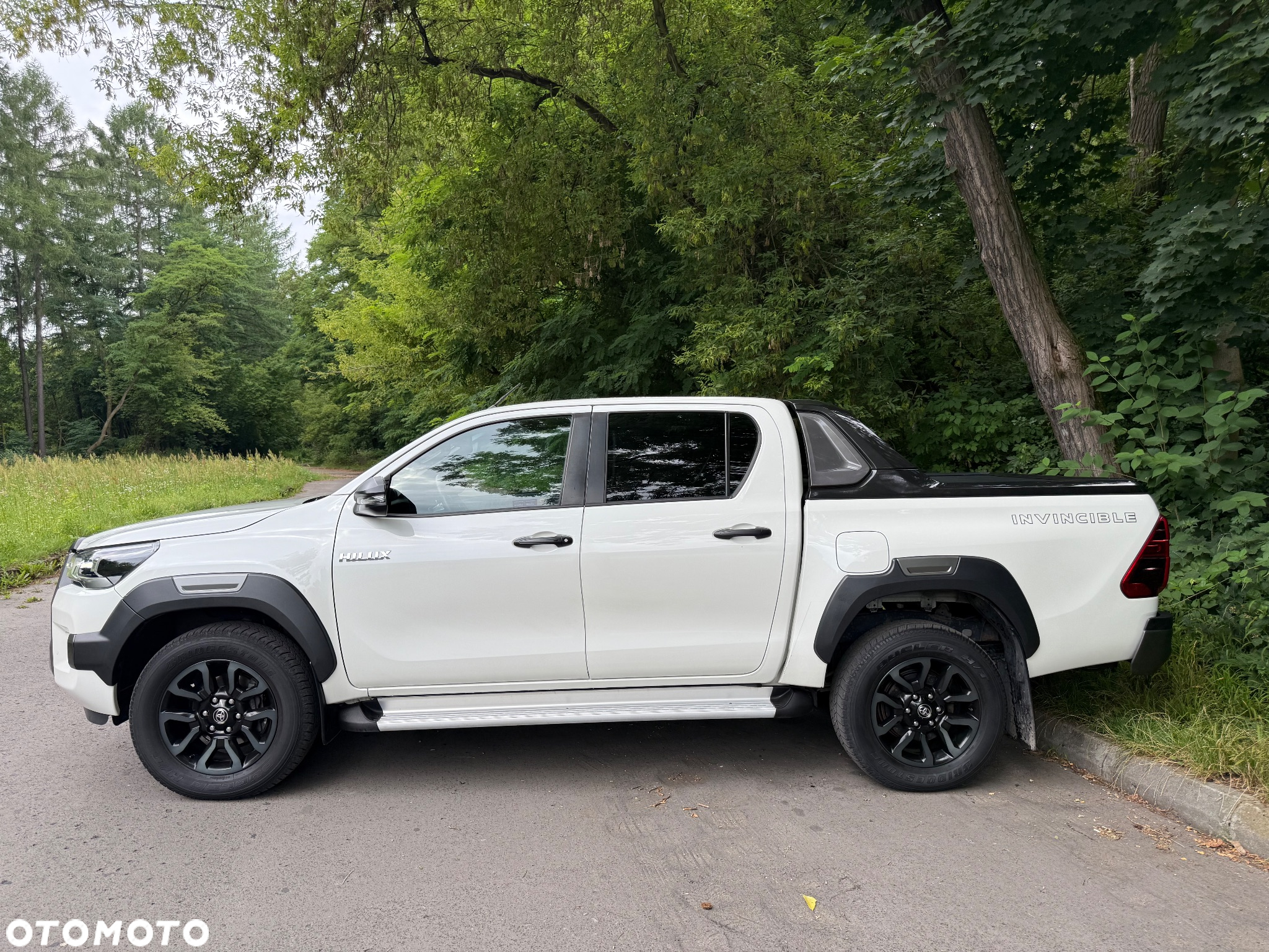 Toyota Hilux 2.8 D-4D Double Cab Invincible 4x4 - 4