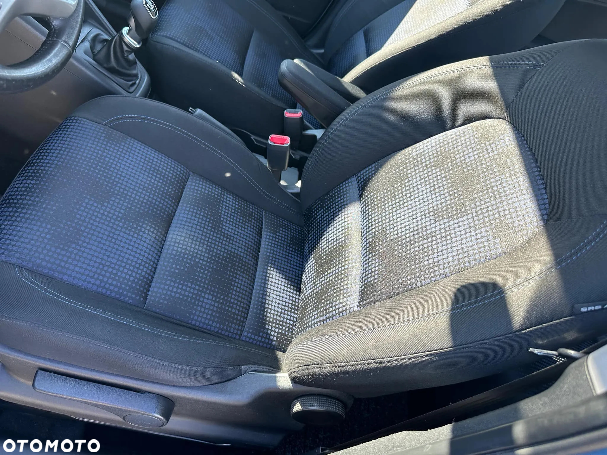 Hyundai ix20 1.4 Comfort blue - 12