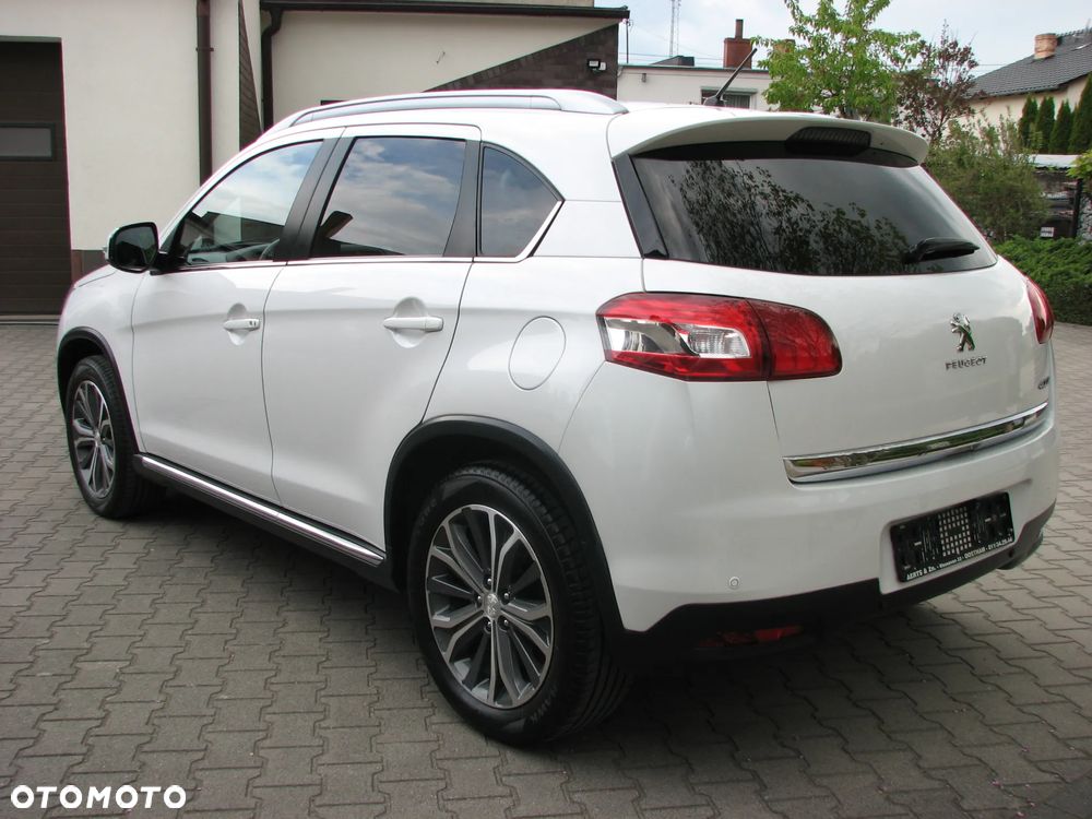 Peugeot 4008 - 10