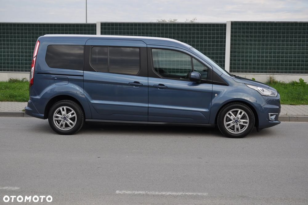 Ford Tourneo Connect Grand - 17