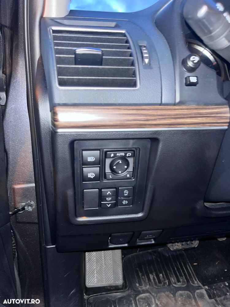 Toyota Land Cruiser 2.8l D-4D 204 CP A/T 7 locuri Executive - 5