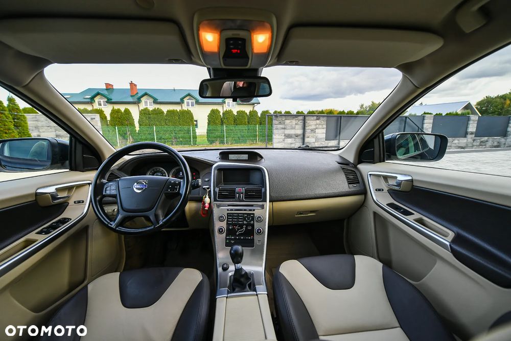 Volvo XC 60 D5 AWD - 30