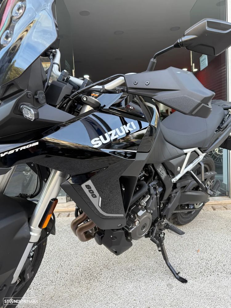 Suzuki DL V-STROM 800 SERVIÇO DESDE 120,50€ Mês - 10