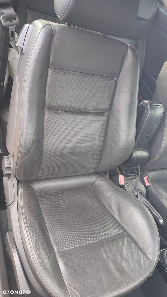 Opel Astra 1.9 CDTI Cosmo - 14