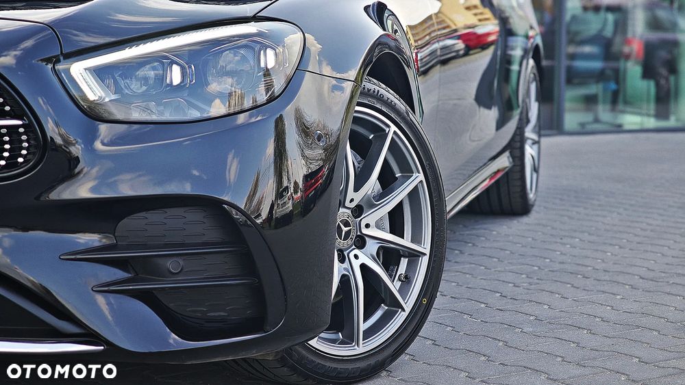 Mercedes-Benz Klasa E 220 d 4-Matic AMG - 12