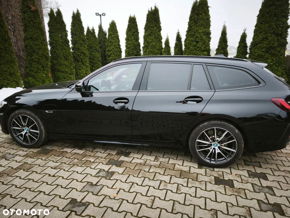 BMW Seria 3 330e Luxury Line - 4