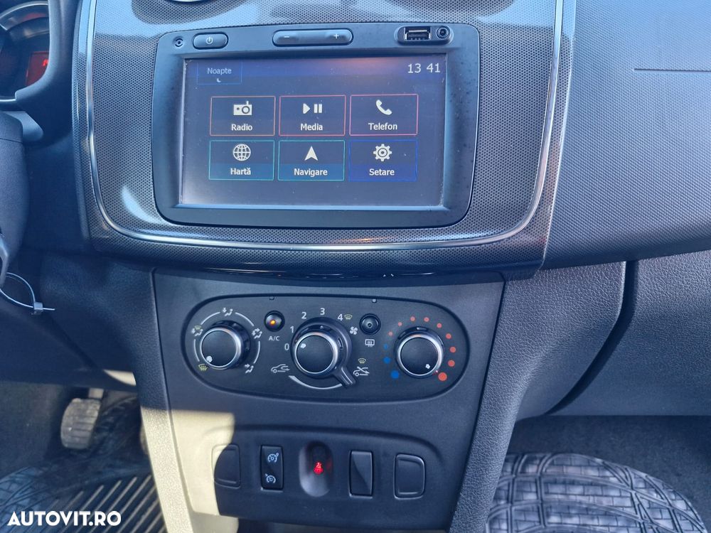 Dacia Sandero 0.9 90CP Stepway - 10