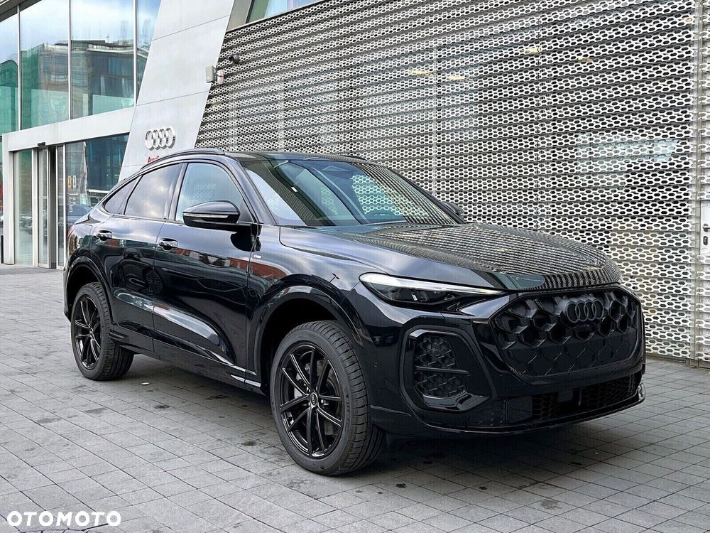 Audi Q5 Sportback - 8