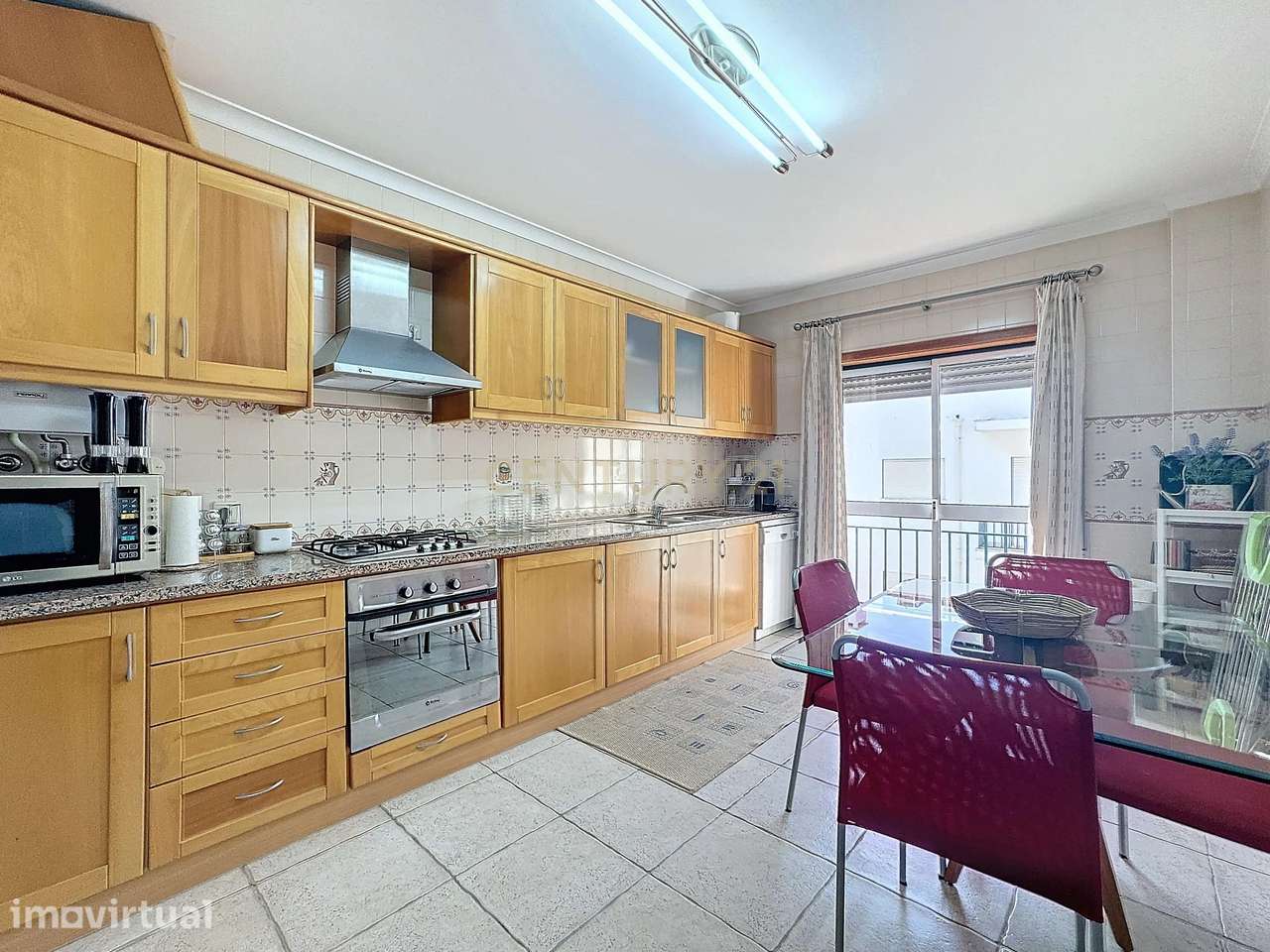 Apartamento t3 Moderno com Vista Mar em Nazaré - 172m² - Grande imagem: 4/27