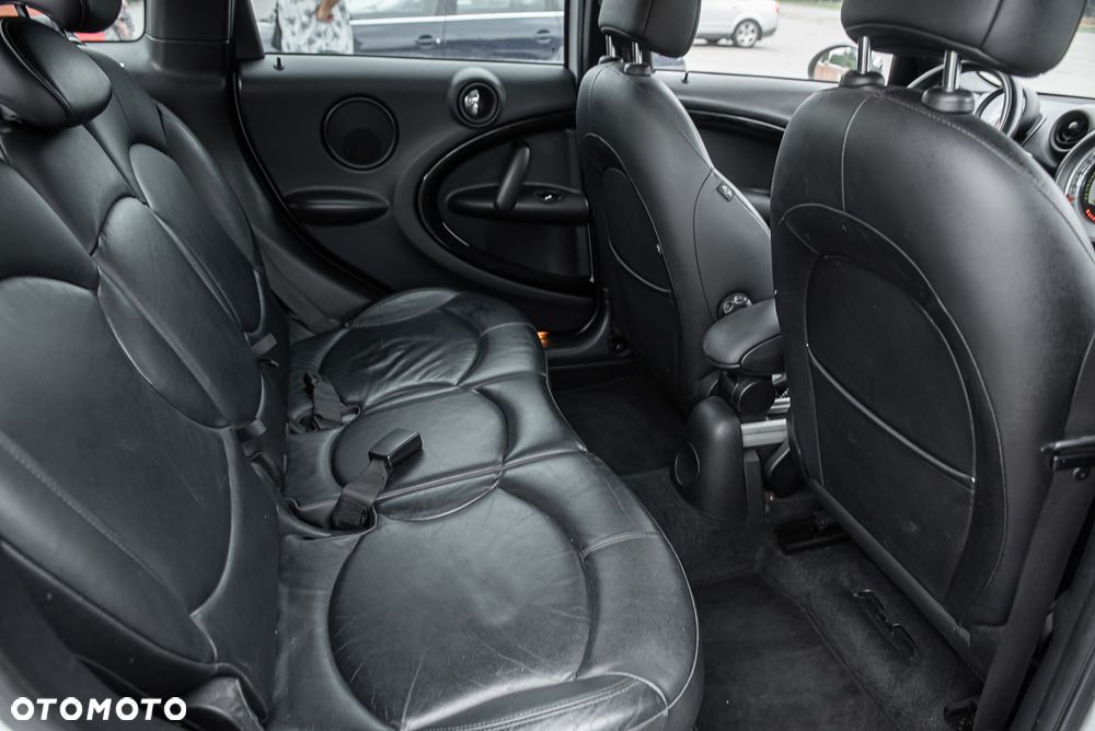 MINI Countryman Cooper D - 25