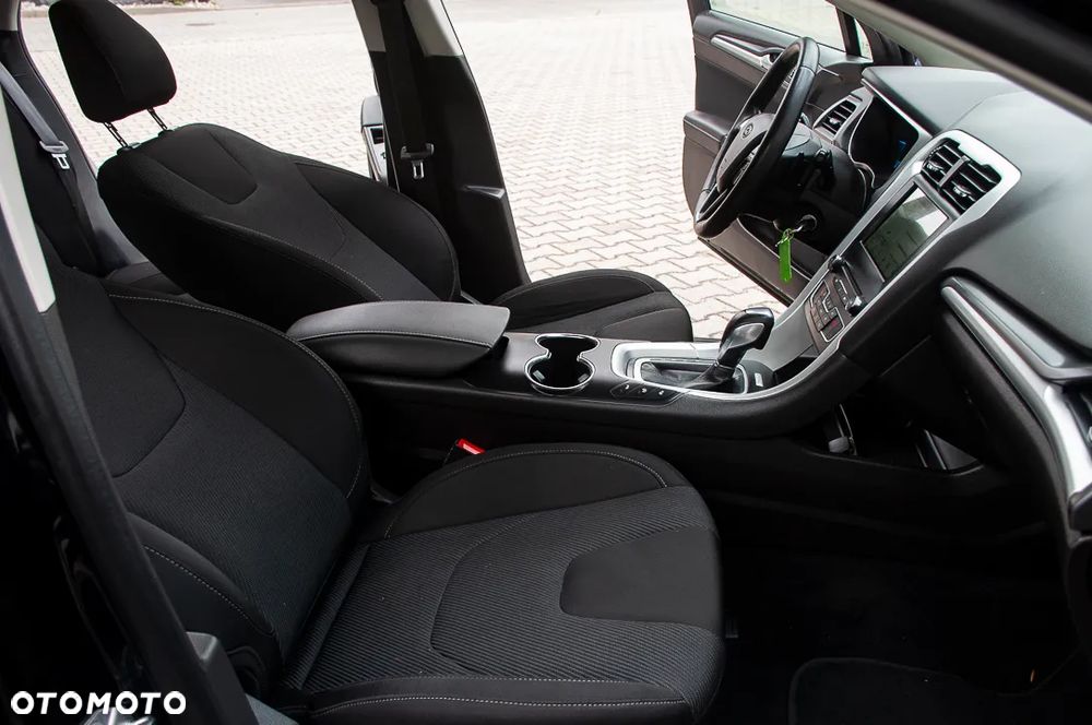 Ford Mondeo 2.0 TDCi STart-Stopp PowerShift-Aut Titanium - 8