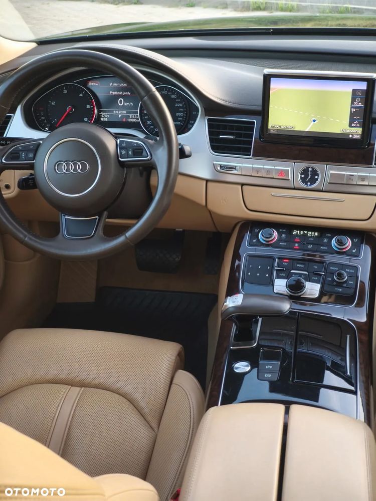 Audi A8 4.2 TDI Quattro - 13