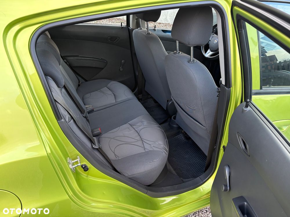 Chevrolet Spark 1.0 LS+ - 31