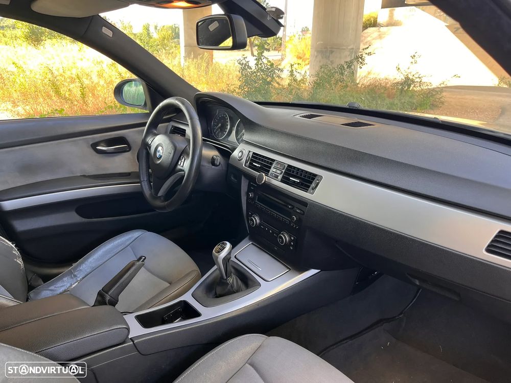BMW 320 - 12