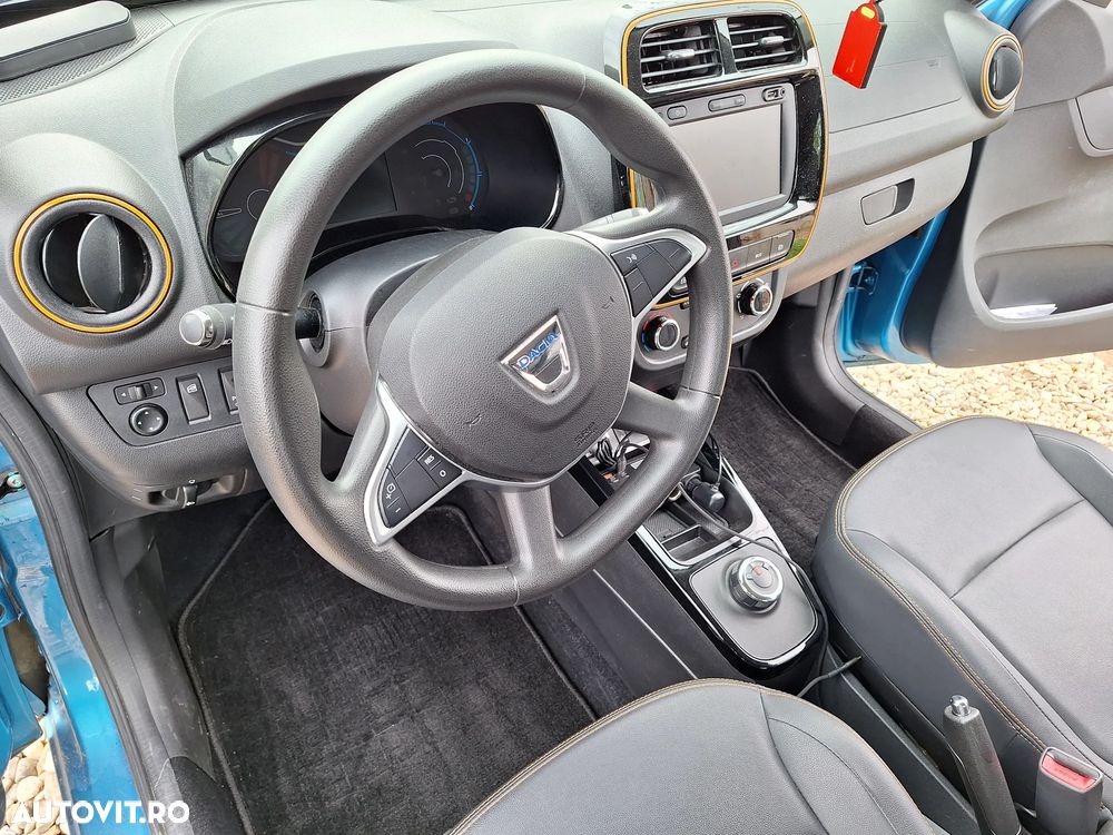 Dacia Spring Expression - 11