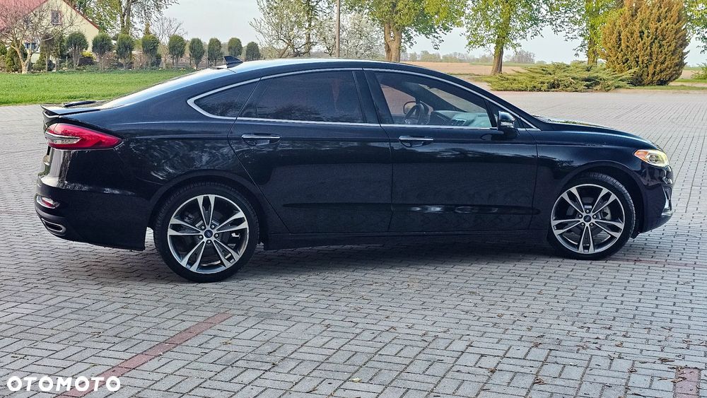 Ford Fusion - 3