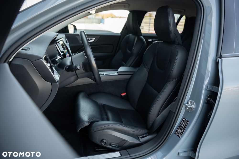 Volvo V60 B3 B Geartronic RDesign - 25