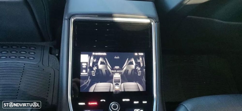 Porsche Panamera Turbo Executive - 24