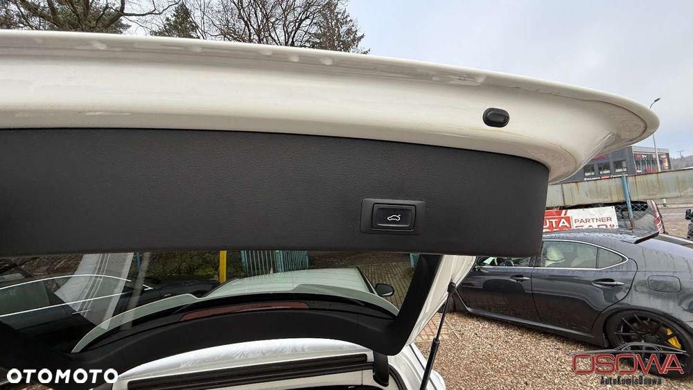 Audi A6 Avant 2.0 TDI Ultra DPF S tronic - 36