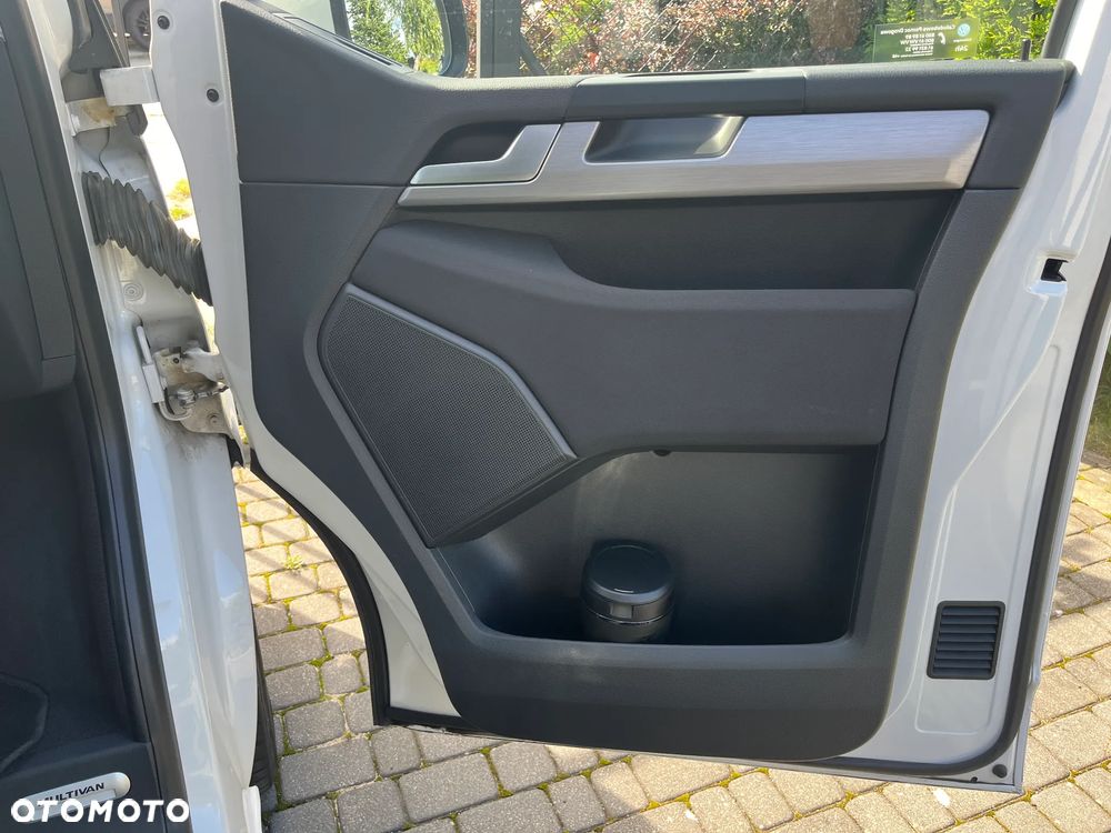 Volkswagen Multivan 2.0 TDI L2 Comfortline - 15