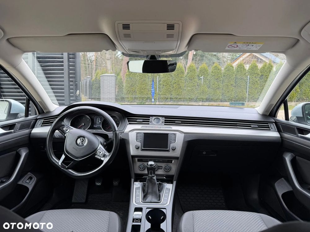 Volkswagen Passat 2.0 TDI BMT Comfortline - 10