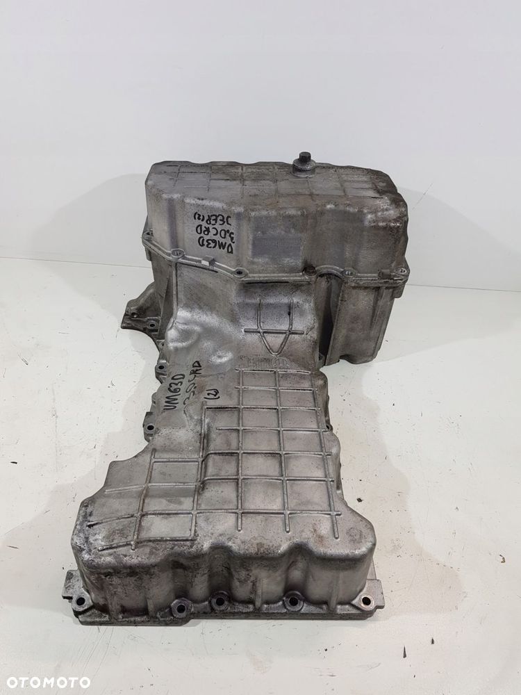 miska oleju 2129f grand cherokee wk2 3.0 crd vm63d - 3