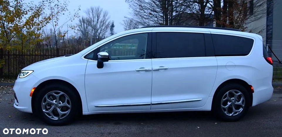 Chrysler Pacifica - 6