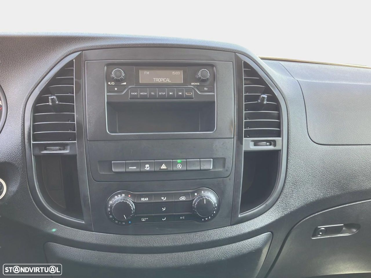 Mercedes-Benz Vito - 11
