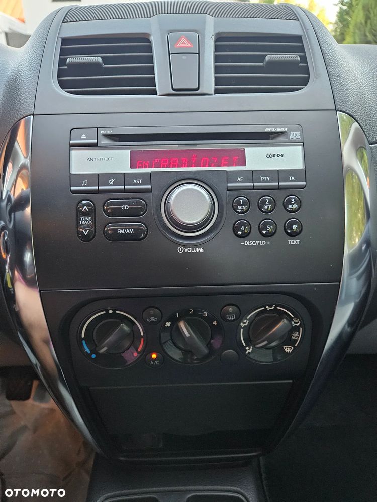 Suzuki SX4 - 15